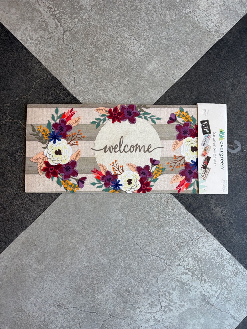 Evergreen Floral 'Welcome' Sassafras Door Mat Insert in Cream and Multicolor